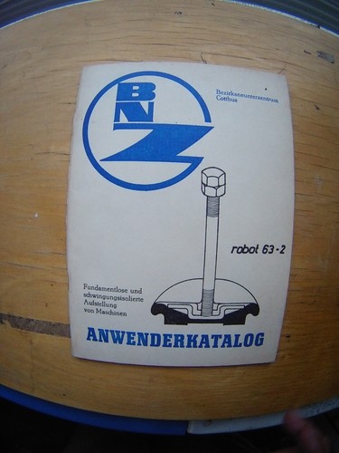 Fundamentlose - , +