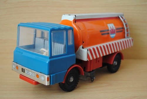 Ddr spielzeug lkw kehrmaschine - spielzeug,