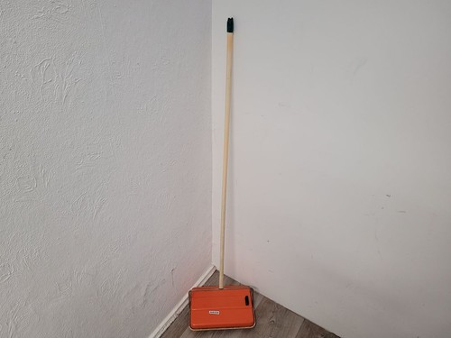 Hand kehr maschine - hand-kehr-maschine, ddr